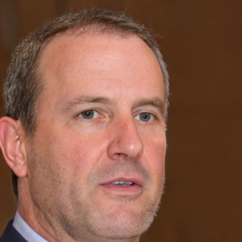 Dimitri Huxley tax planning advisor